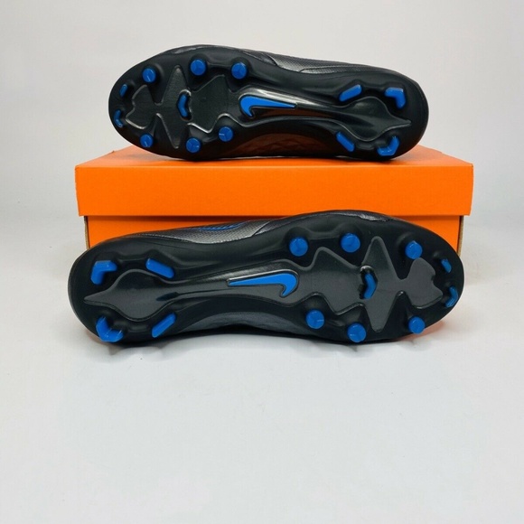 Nike Legend 8 Pro FG Cleats - Picture 6 of 6